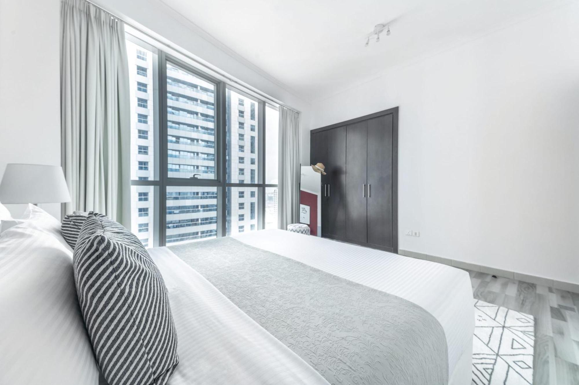 Frank Porter - Torch Tower Dubai Eksteriør bilde